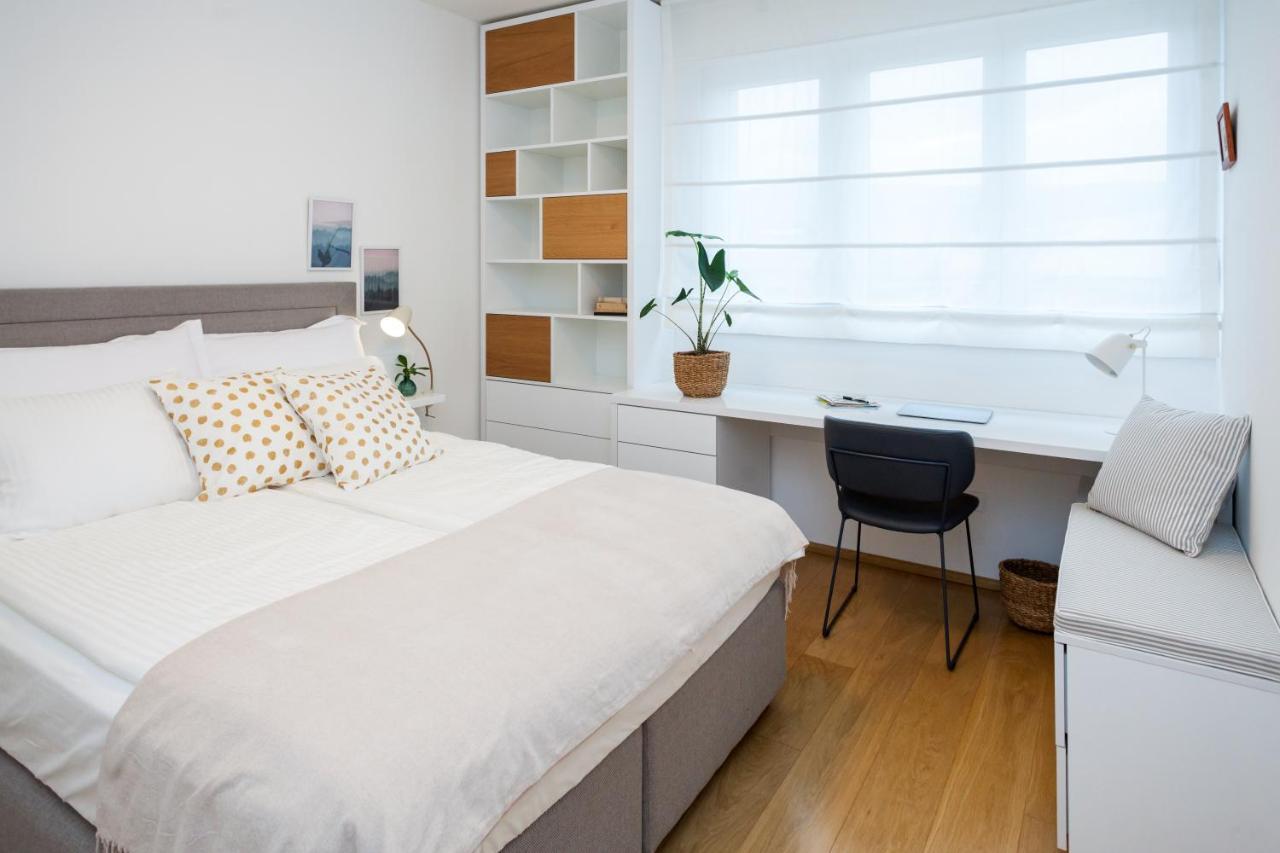 Apartament Luxury Ivari *